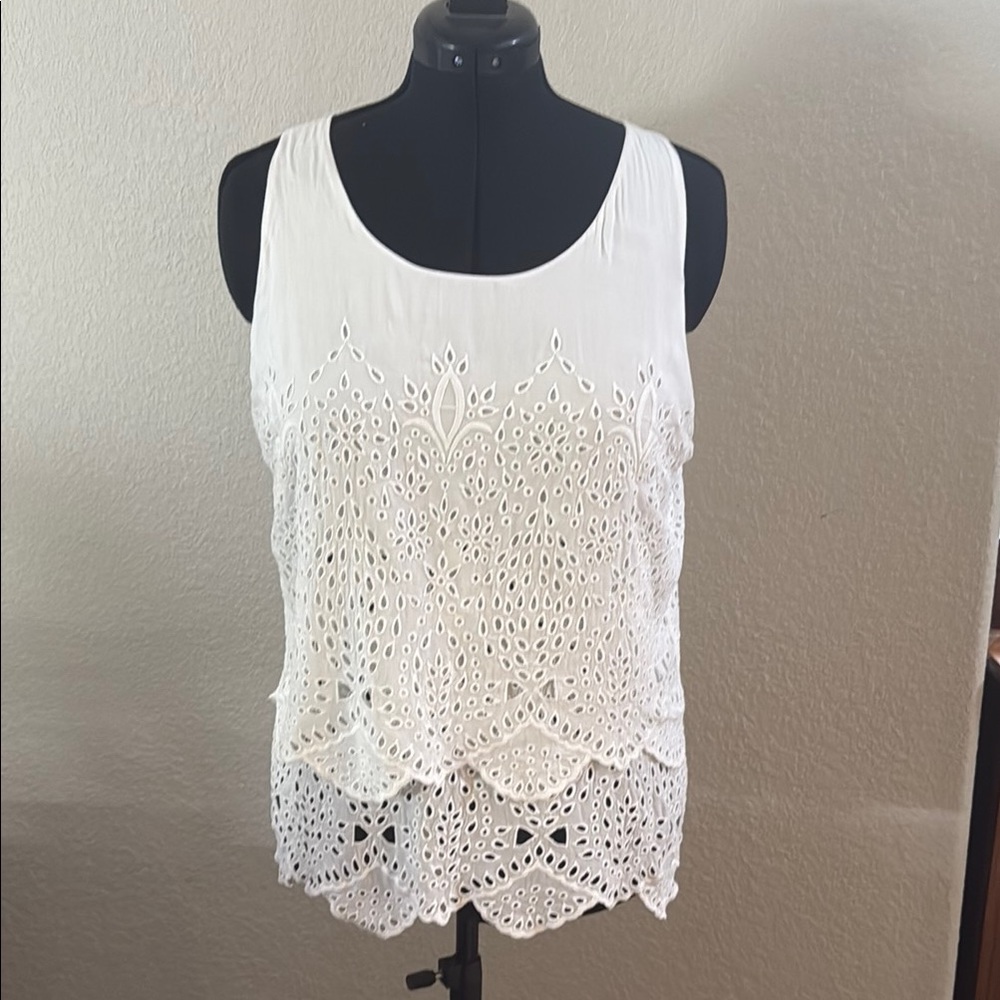 White Cropped Embellished Sleeveless Tank Top